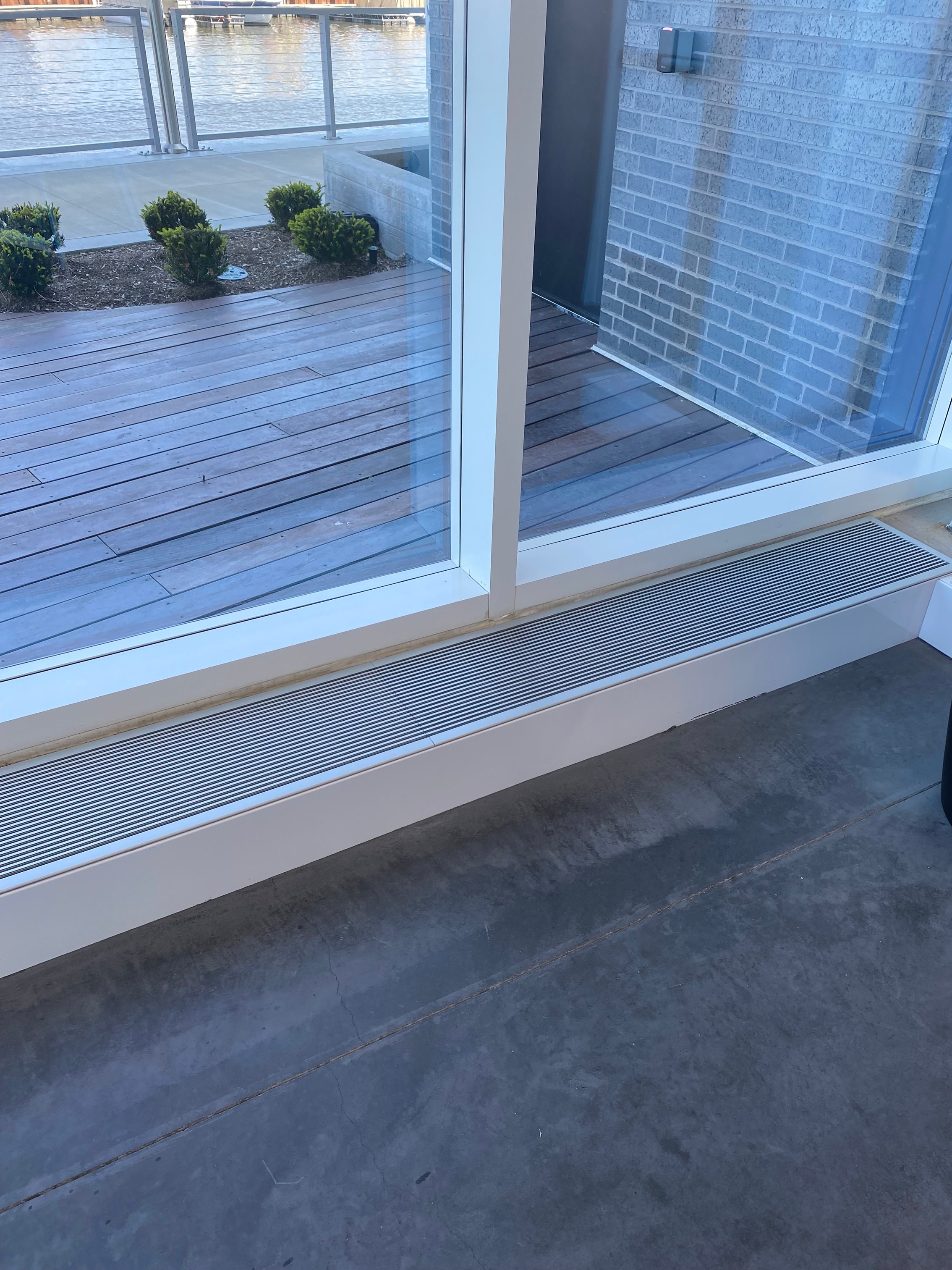 Fan trench heater mounted in a low-profile enclosure