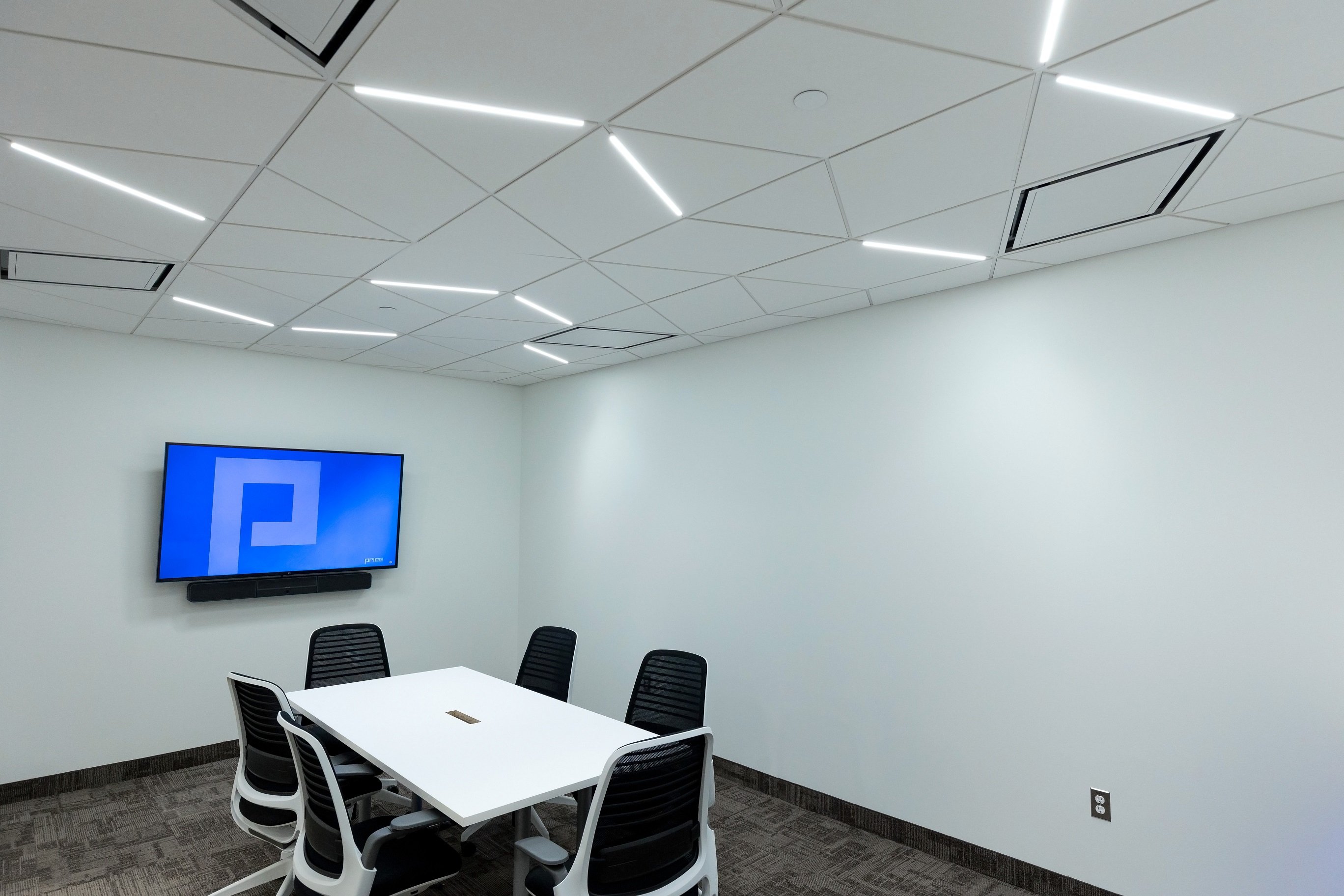 Small boardroom with Armstrong ceiling