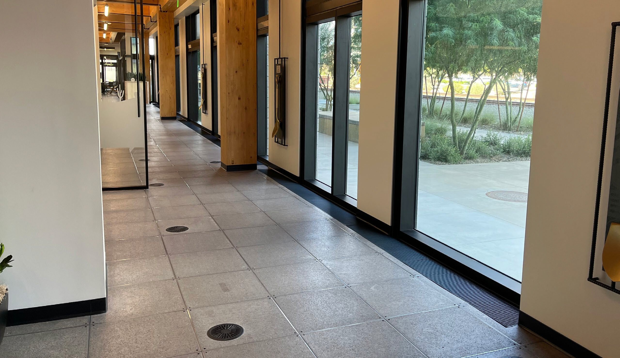Underfloor air distribution system